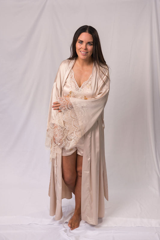 Women’s Satin Robe “Lioness”